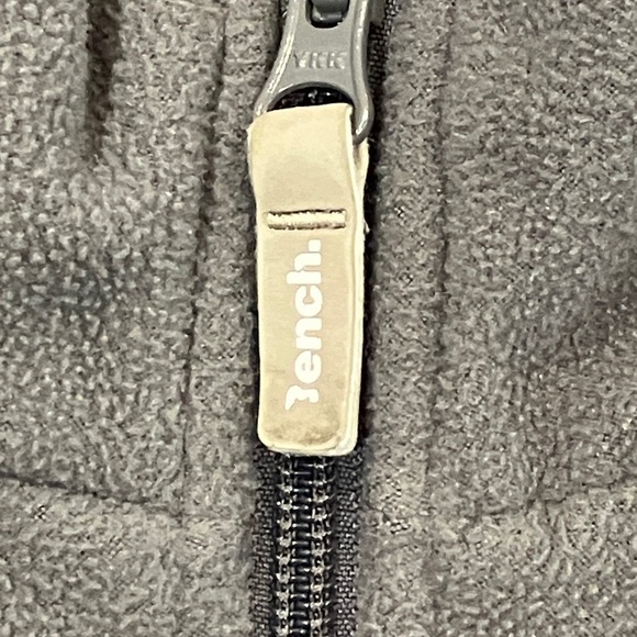 Bench size youth 11-12 years Gray Fleece zip sweater / light Jacket - Picture 3 of 16